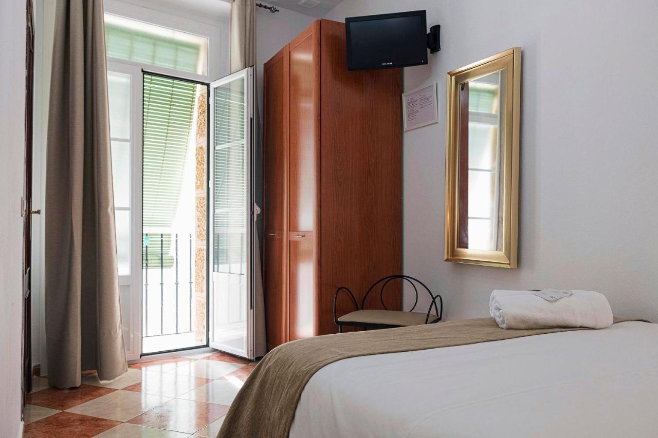 Hostal Colon Cadiz Exterior photo